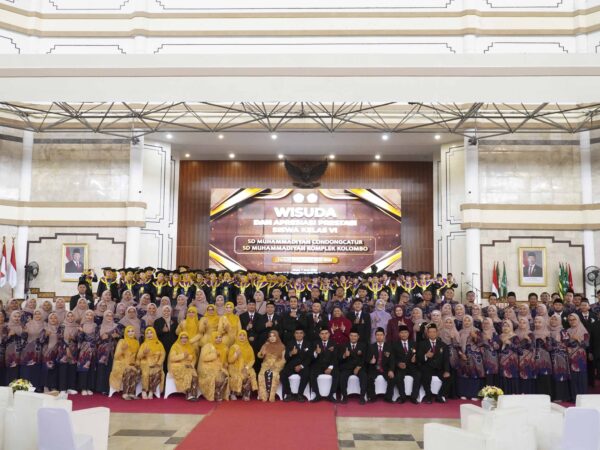 WISUDA DAN APRESIASI PRESTASI SISWA KELAS VI SD MUHAMMADIYAH CONDONGCATUR TAHUN PELAJARAN 2025/2026