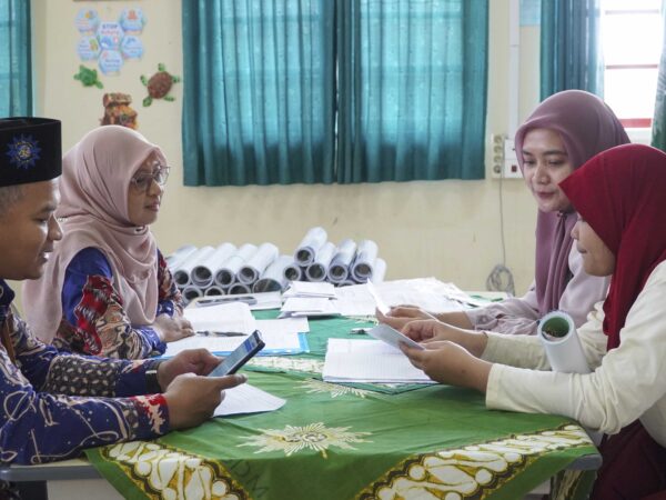 SD MUHAMMADIYAH CONDONGCATUR GELAR PARENT TEACHER CONFERENCE SEMESTER GASAL 2026/2027, PERKUAT KOLABORASI SEKOLAH DAN ORANG TUA